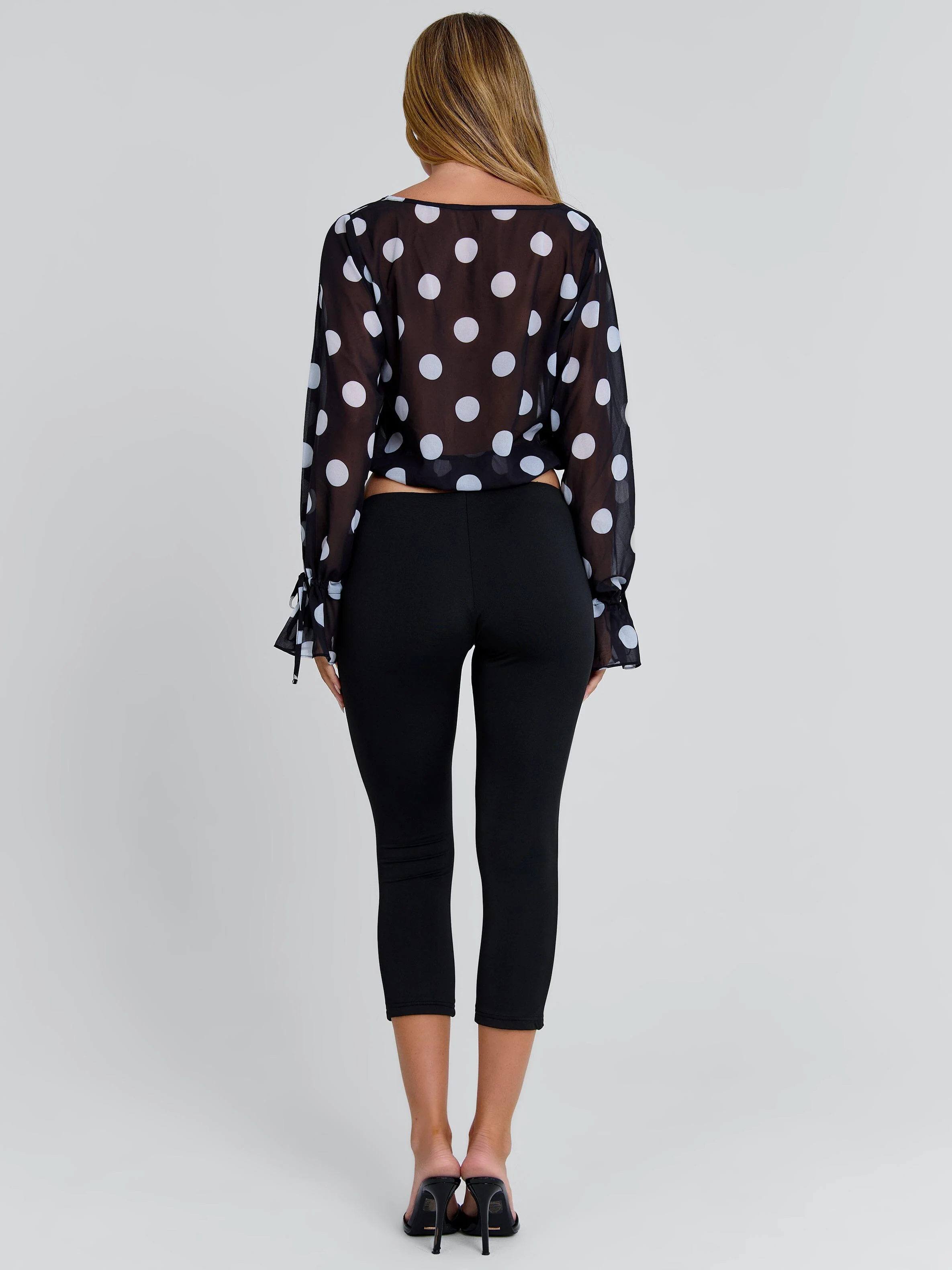 LUMAE CAPRI PANTS BLACK - Image 4