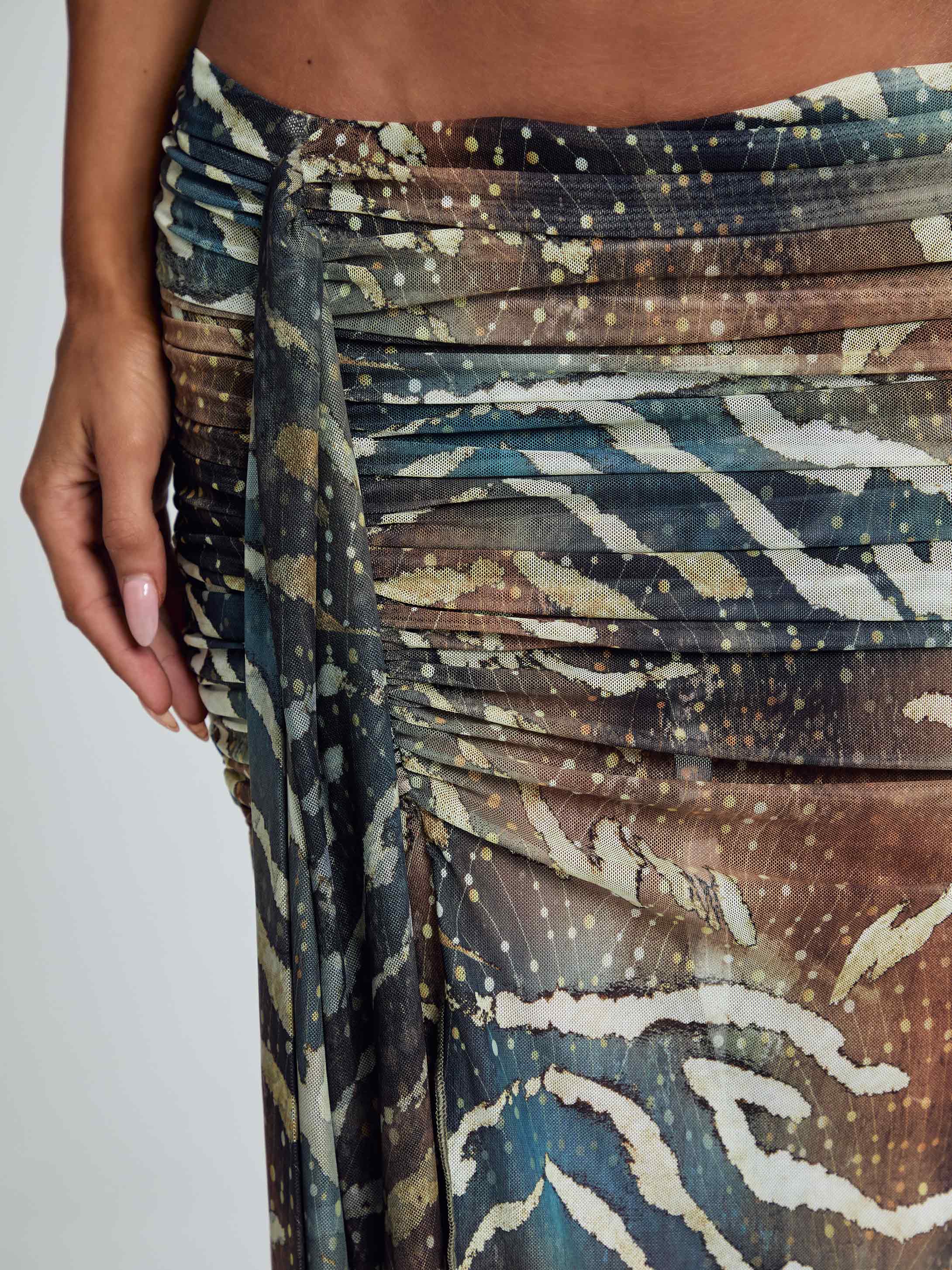 ROEI MIDI SKIRT MOJAVE - Image 5