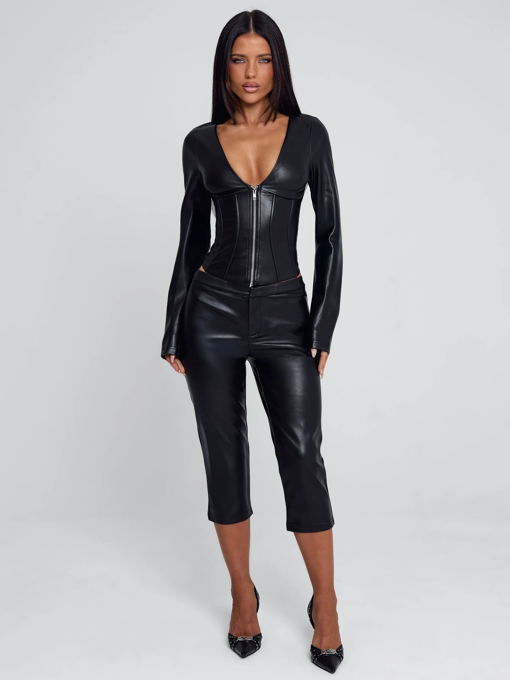 SIVANA CAPRI PANT BLACK