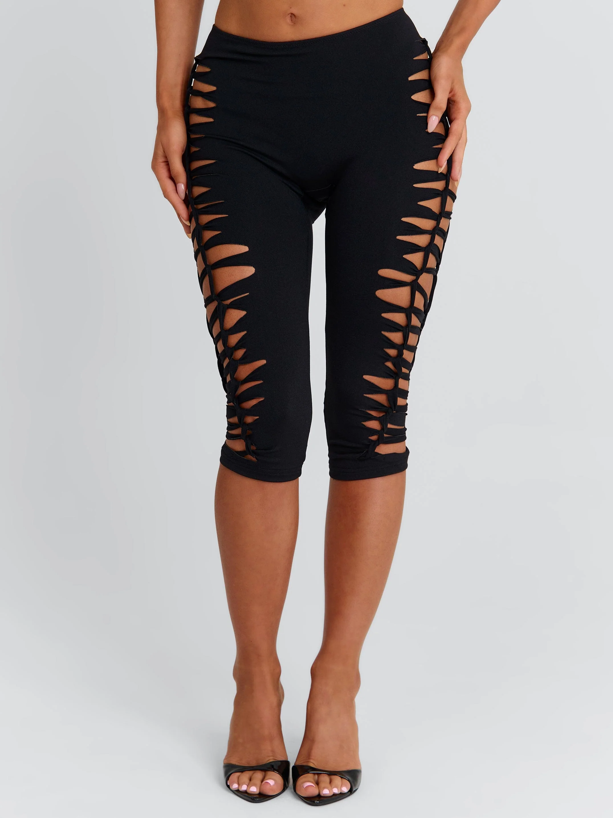 ZHERA CAPRI PANTS BLACK - Image 4